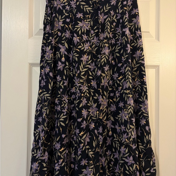 Sag Harbor Black Skirt with Lavender Floral Print - Picture 2 of 3